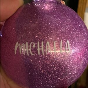 Customizable Christmas ornaments